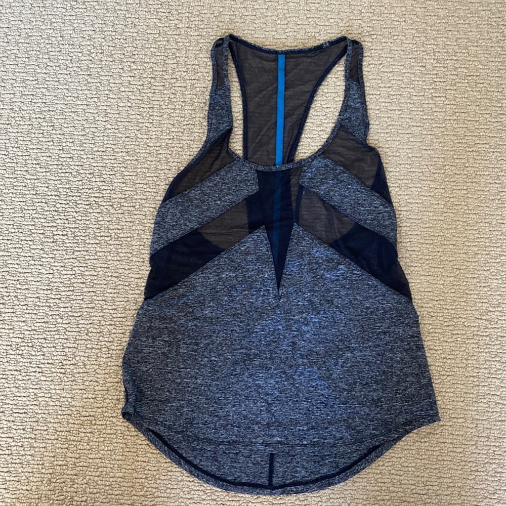 Lululemon workout tank